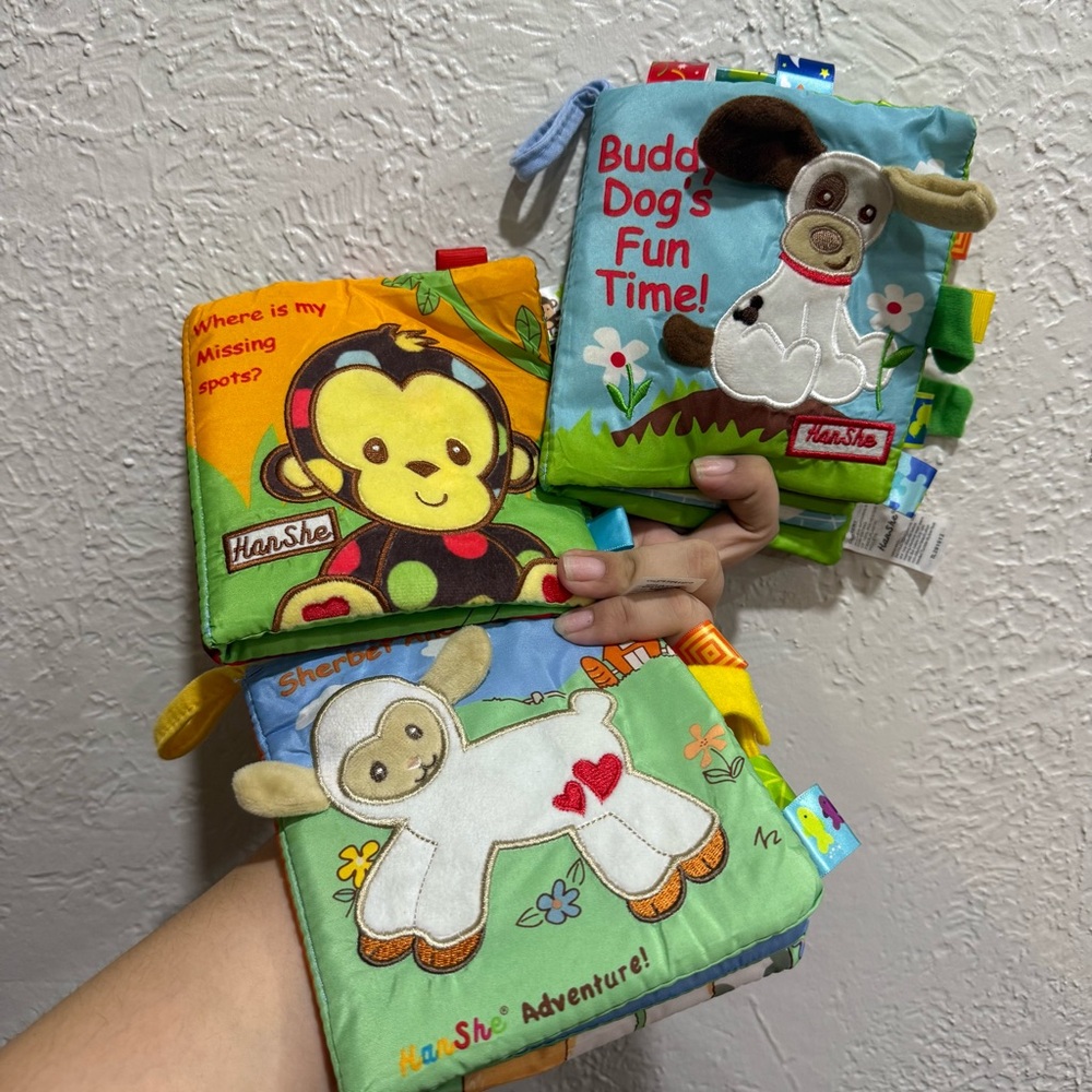 3 SOFT CLOTH QUIET BUSY BOOKS ACTIVITY-SENSORY CRINKLE~TOUCH & FEEL-TAGGIES